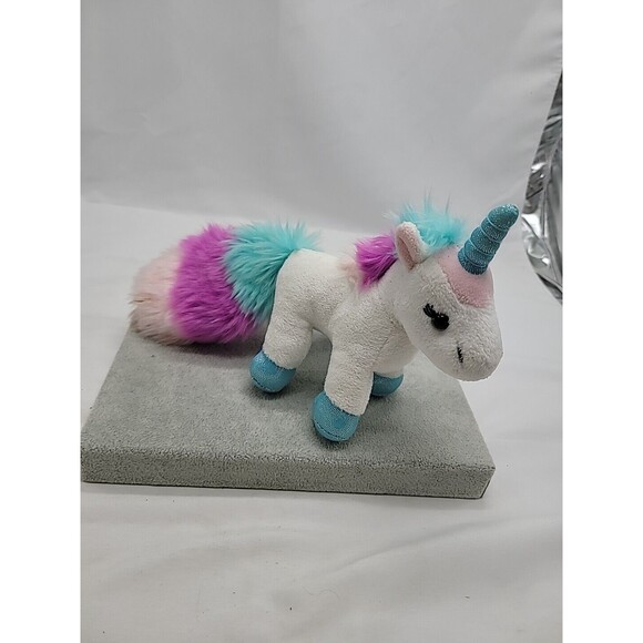 Hands On Ganz Plush Unicorns Fluffy Unicorn White with Multicolor Fluffy Tail 6" - Picture 1 of 16